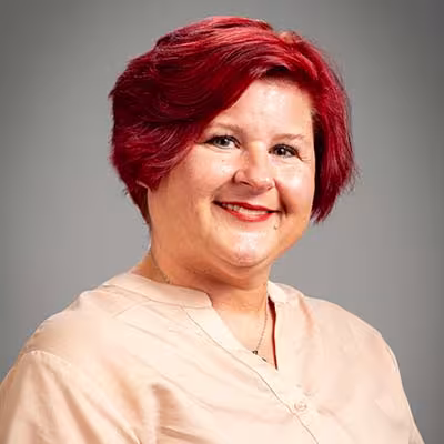 Meg DeJong-Shier