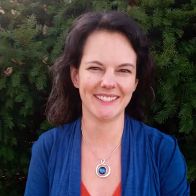 Alison Oliver
